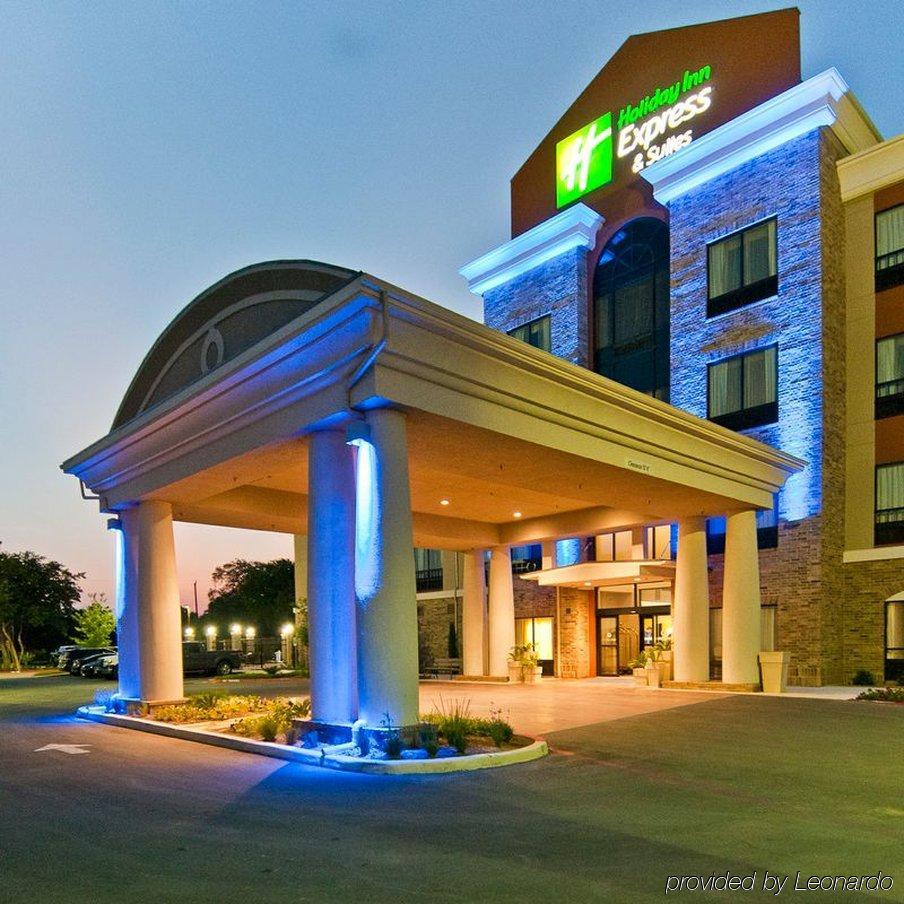 Holiday Inn Express & Suites San Antonio Frost Bank Center By Ihg Εξωτερικό φωτογραφία