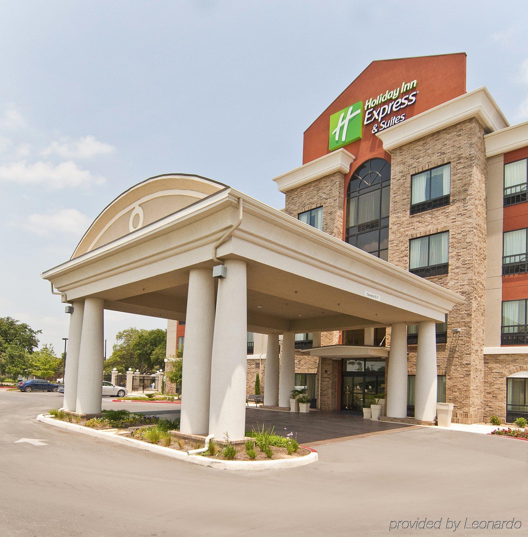 Holiday Inn Express & Suites San Antonio Frost Bank Center By Ihg Εξωτερικό φωτογραφία